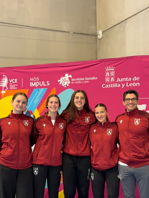 Tiradoras de la Sala de Armas de Navarra participaron en la 1ª prueba del ranking nacional de espada femenina absoluta